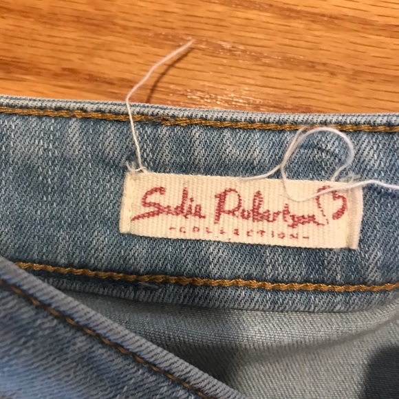 Wild Blue Sadie Frayed Distressed Denim Mini Skirt - Picture 7 of 14